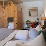 Thelounge Hotel