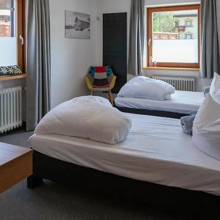 Thelounge ברוואנג