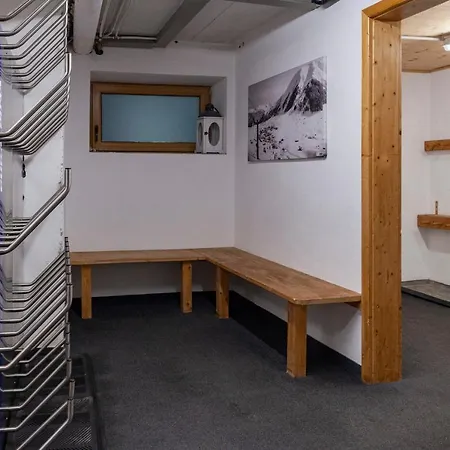 Thelounge מלון 3*