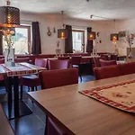 Thelounge 3*