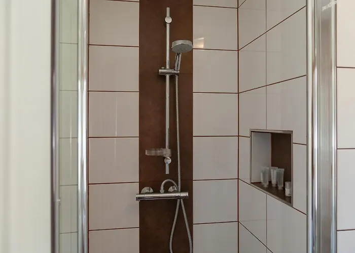 Thelounge バーワング