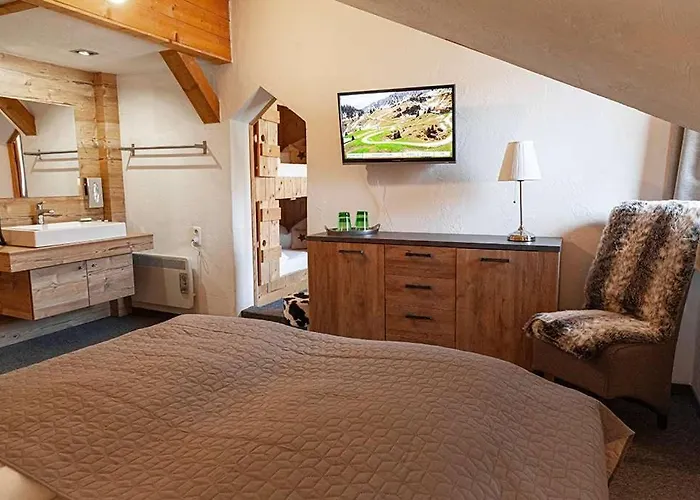 Thelounge バーワング