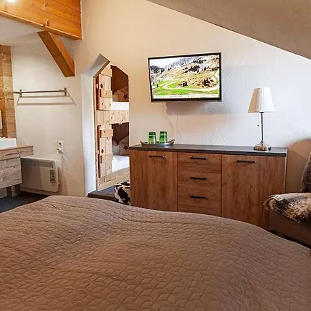 Thelounge Берванг