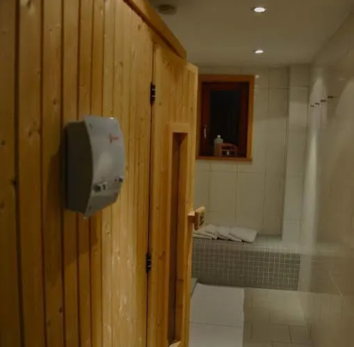 Thelounge 3* Берванг